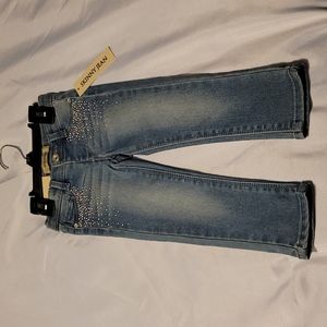 Toddler Girl Size 2T Squeeze Jeans. NWT